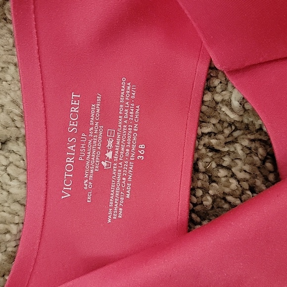 VS bra - Picture 4 of 6